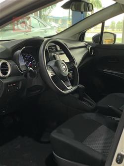 نيسان فيرسا